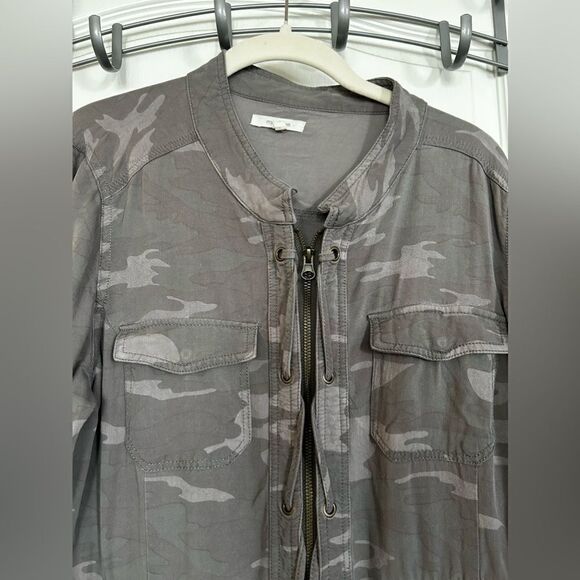 Maurice’s Gray Camo Cinch Waist Jacket‎ - Size Large full zip rayon - Picture 4 of 15